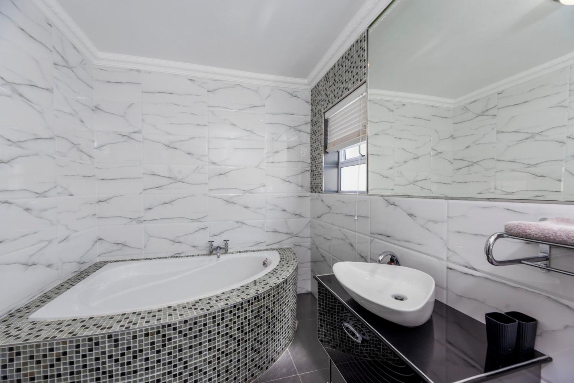 Bed And Breakfast Villa Livadia Cape Town Ngoại thất bức ảnh